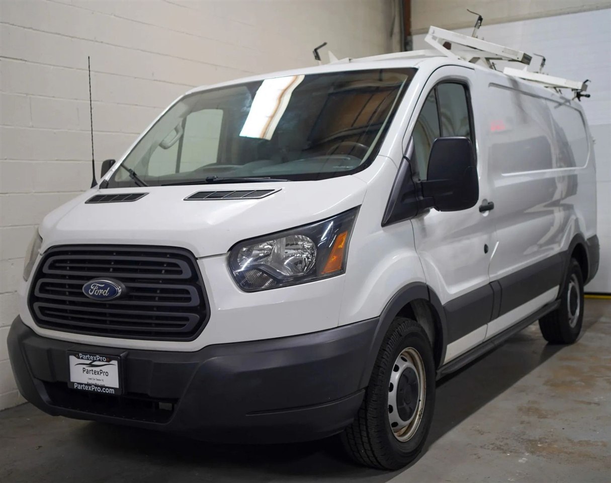 2016 Ford Transit Base