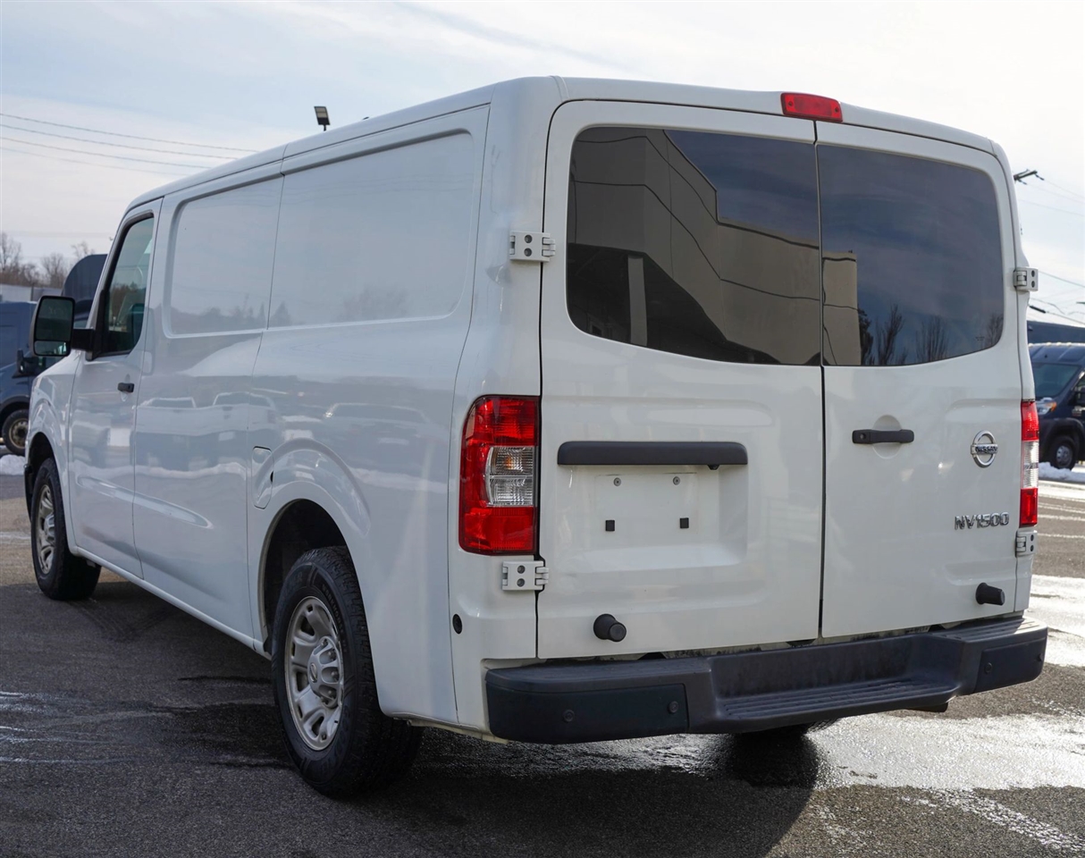 Nissan NV Cargo 1500 SV 2018