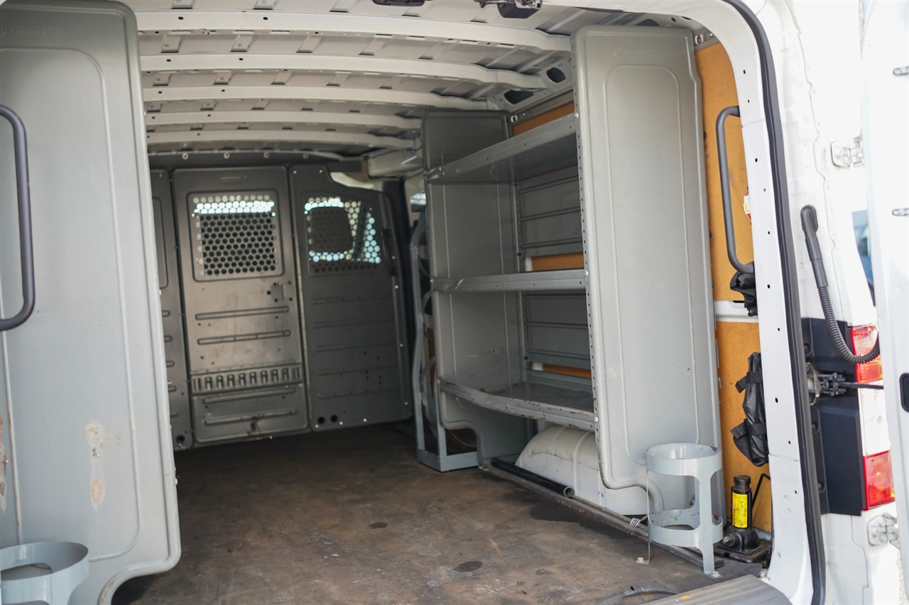 Nissan NV Cargo 1500 SV 2018