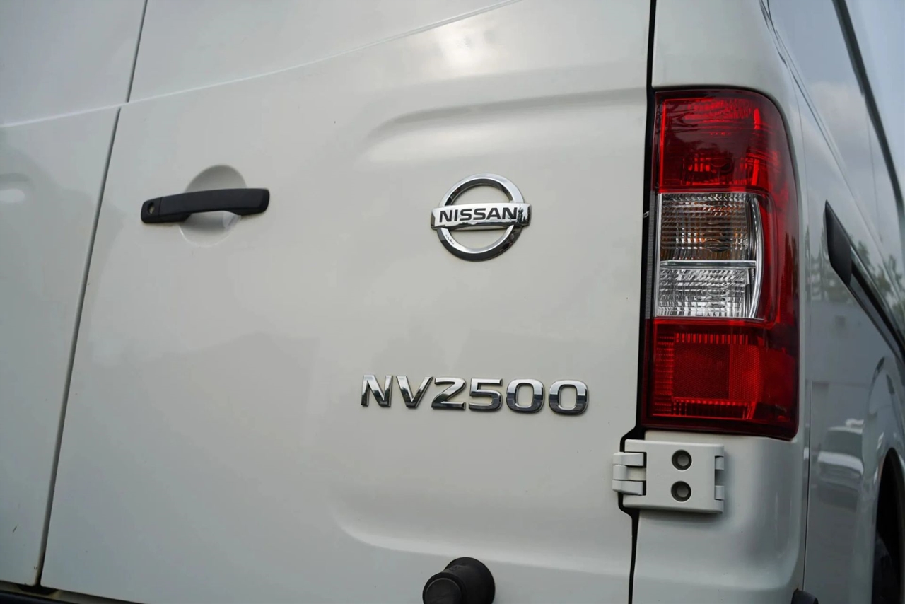 Nissan NV Cargo 2500 HD SV V6 High Roof 2019