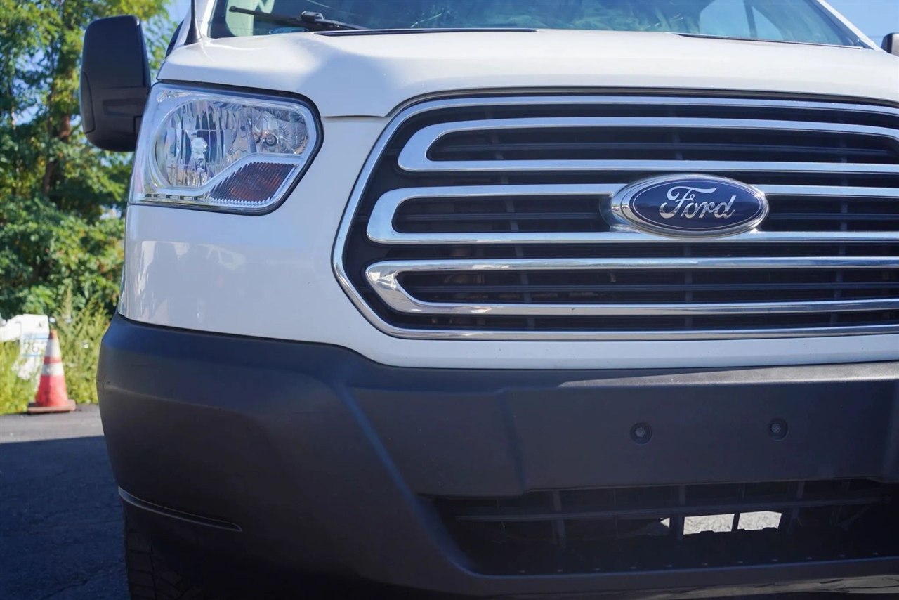 Ford Transit 250 Van Low Roof 60/40 Pass.130-in. WB 2019