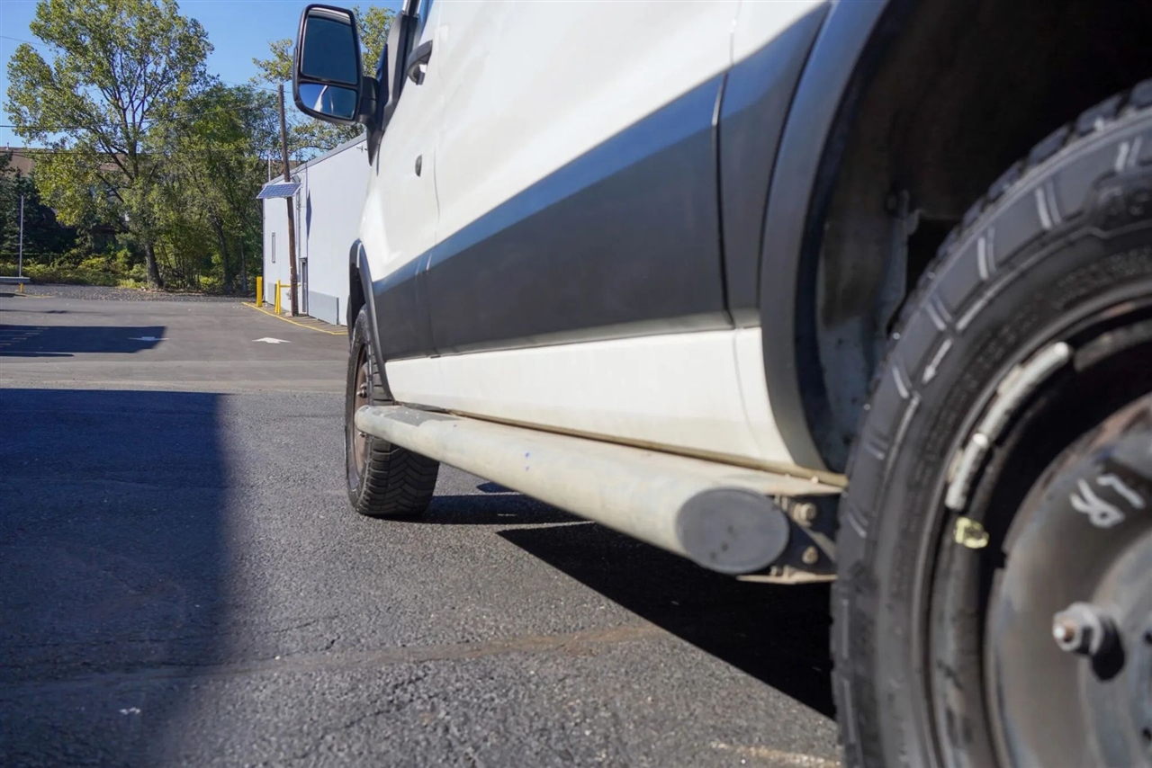 Ford Transit 250 Van Low Roof 60/40 Pass.130-in. WB 2019