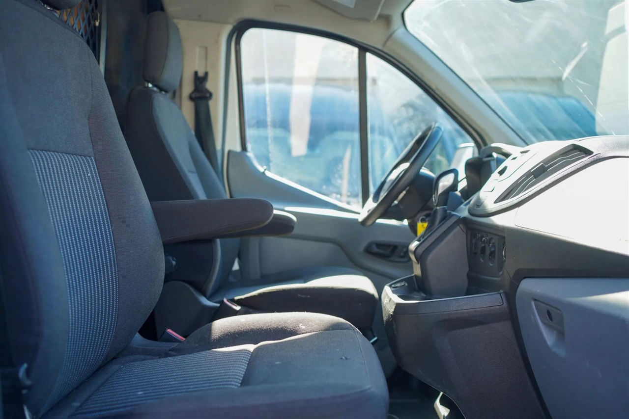 Ford Transit 250 Van Low Roof 60/40 Pass.130-in. WB 2019