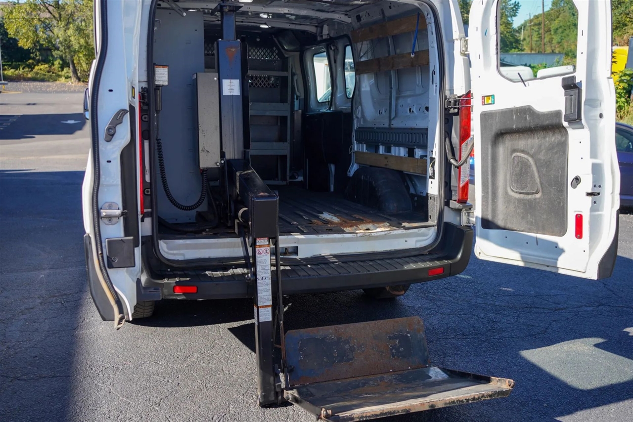 Ford Transit 250 Van Low Roof 60/40 Pass.130-in. WB 2019