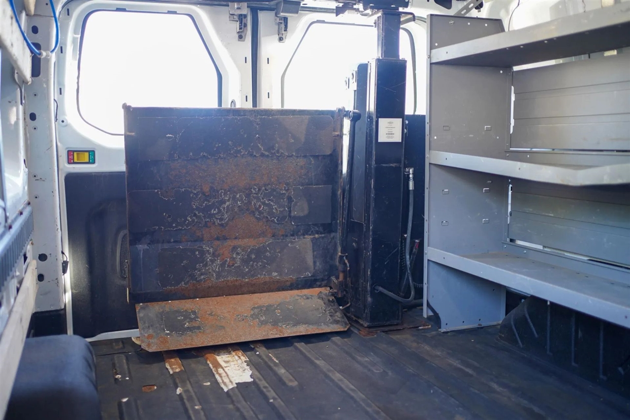 Ford Transit 250 Van Low Roof 60/40 Pass.130-in. WB 2019