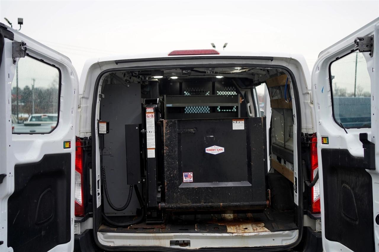 Ford Transit 250 Van Low Roof 60/40 Pass.130-in. WB 2019