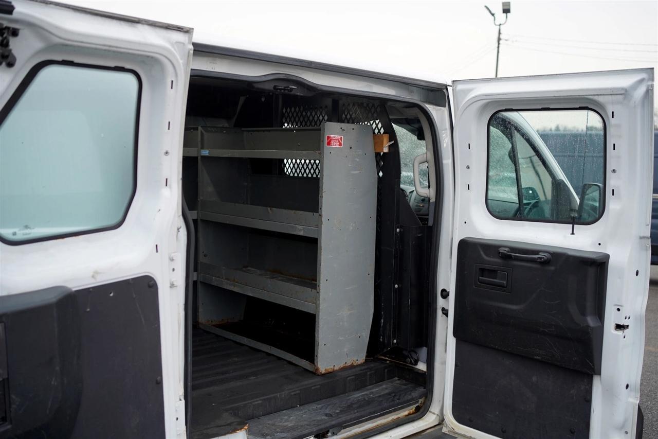 Ford Transit 250 Van Low Roof 60/40 Pass.130-in. WB 2019