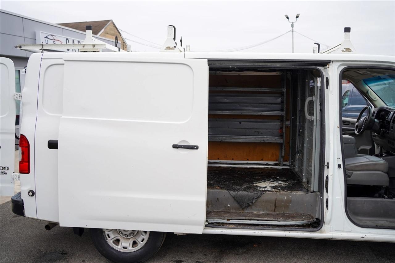 Nissan NV Cargo 2500 HD SV V6 2020