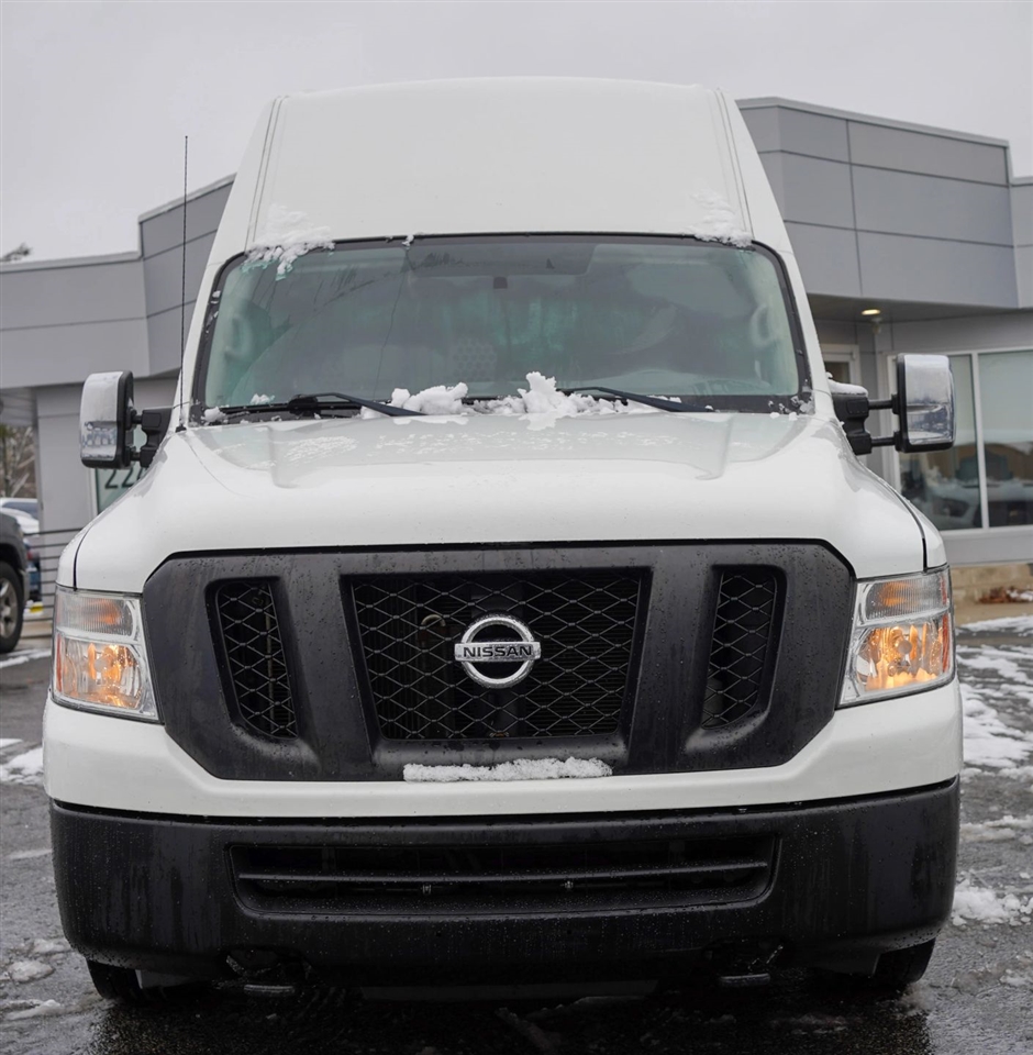 Nissan NV Cargo 2500 HD SV V8 High Roof 2018