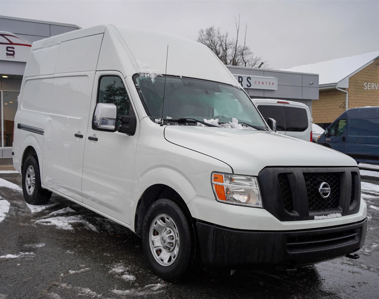 Nissan NV Cargo 2500 HD SV V8 High Roof 2018