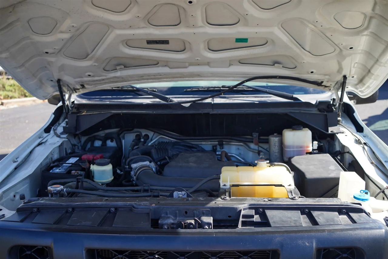 Nissan NV Cargo 2500 HD S V6 2017