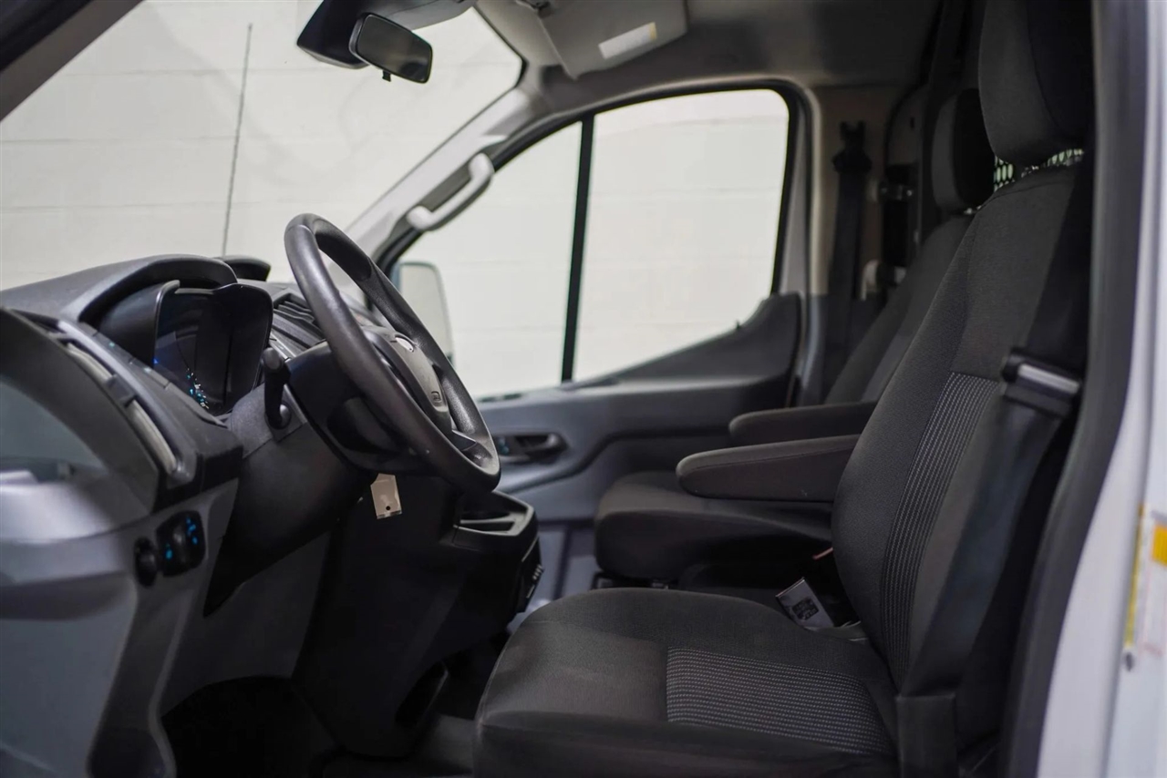 Ford Transit 150 Van Low Roof w/Sliding Pass. 130-in. WB 2019