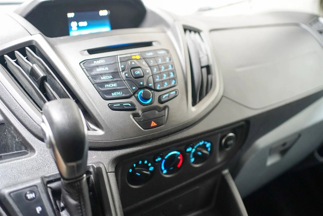 Ford Transit 150 Van Low Roof w/Sliding Pass. 130-in. WB 2019