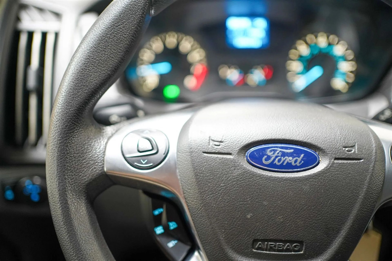 Ford Transit 150 Van Low Roof w/Sliding Pass. 130-in. WB 2019