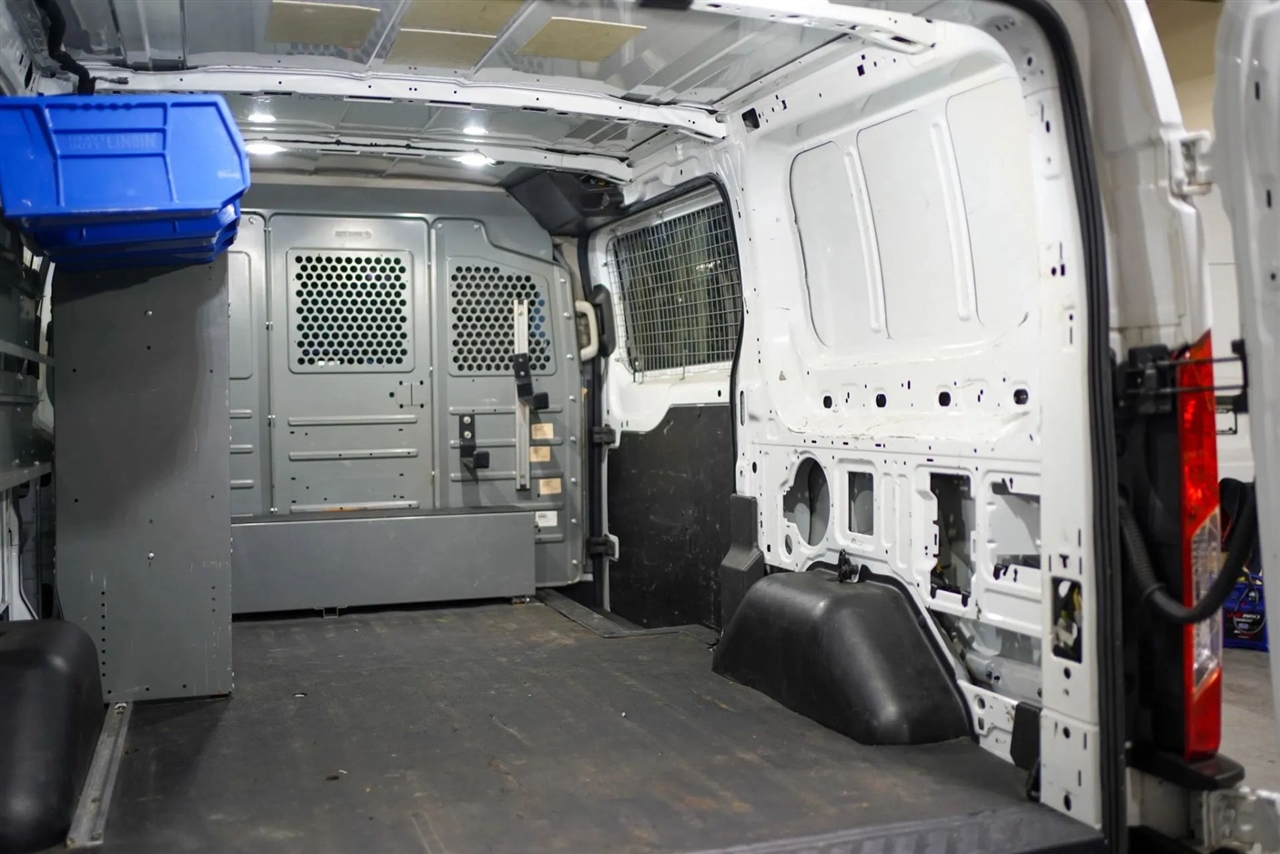 Ford Transit 150 Van Low Roof w/Sliding Pass. 130-in. WB 2019