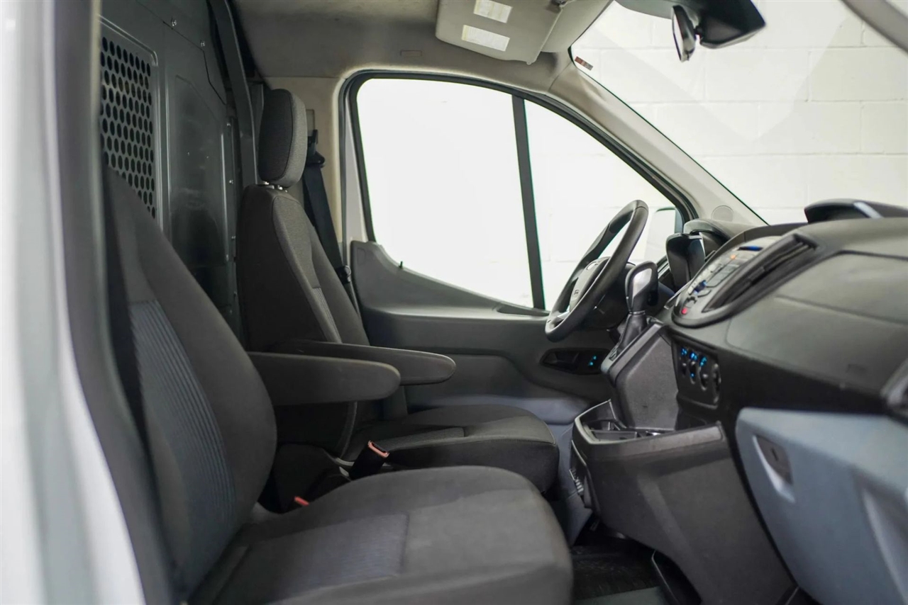 Ford Transit 150 Van Low Roof w/Sliding Pass. 130-in. WB 2019