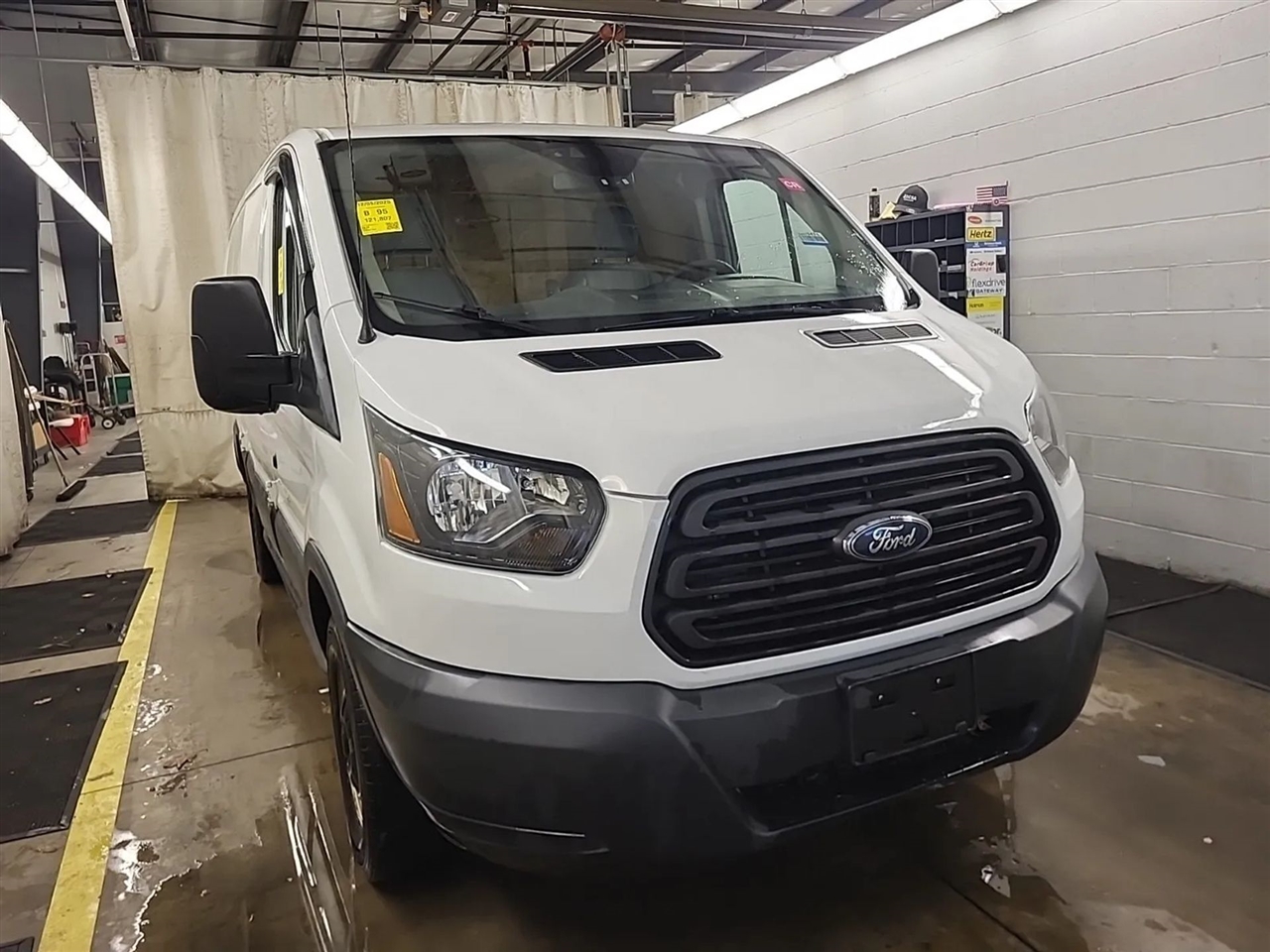 Ford Transit 250 Van Low Roof 60/40 Pass.130-in. WB 2018