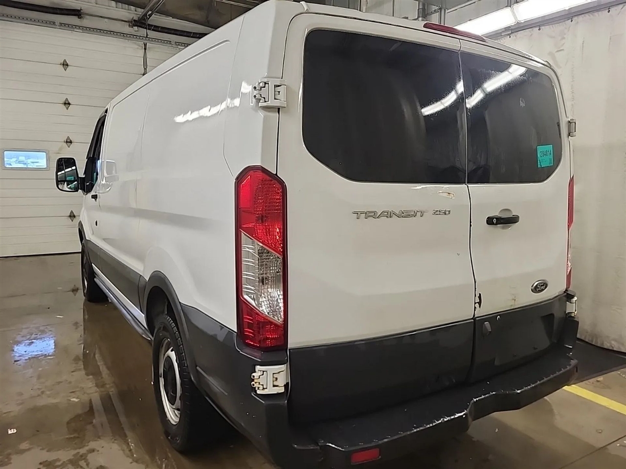 Ford Transit 250 Van Low Roof 60/40 Pass.130-in. WB 2018