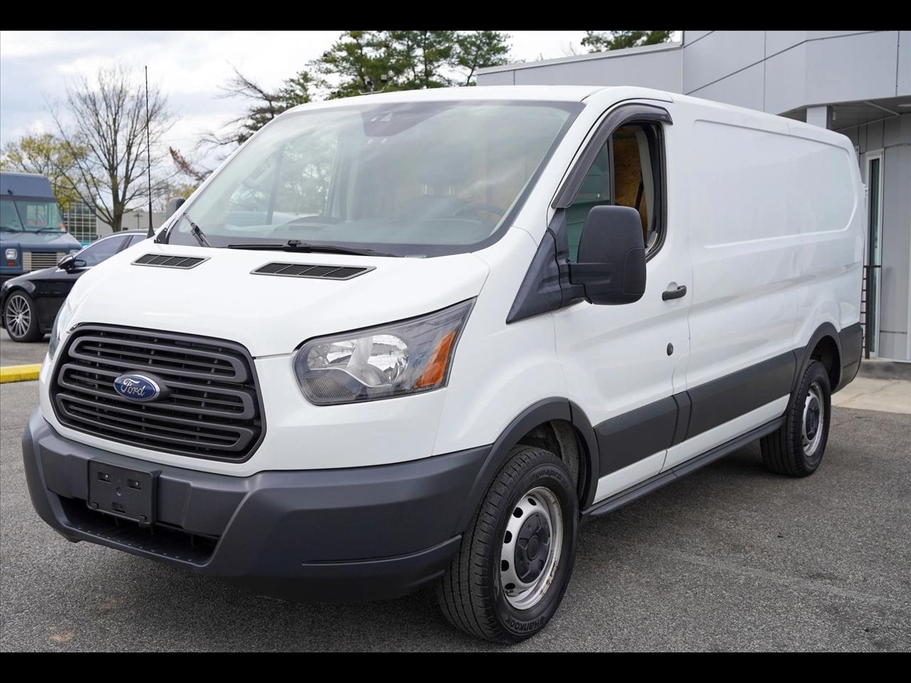 Ford Transit 250 Van Low Roof 60/40 Pass.130-in. WB 2018
