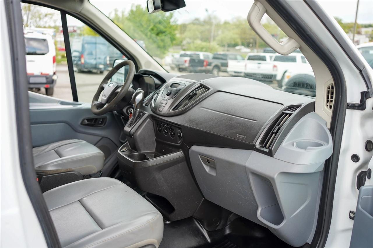 Ford Transit 250 Van Low Roof 60/40 Pass.130-in. WB 2018