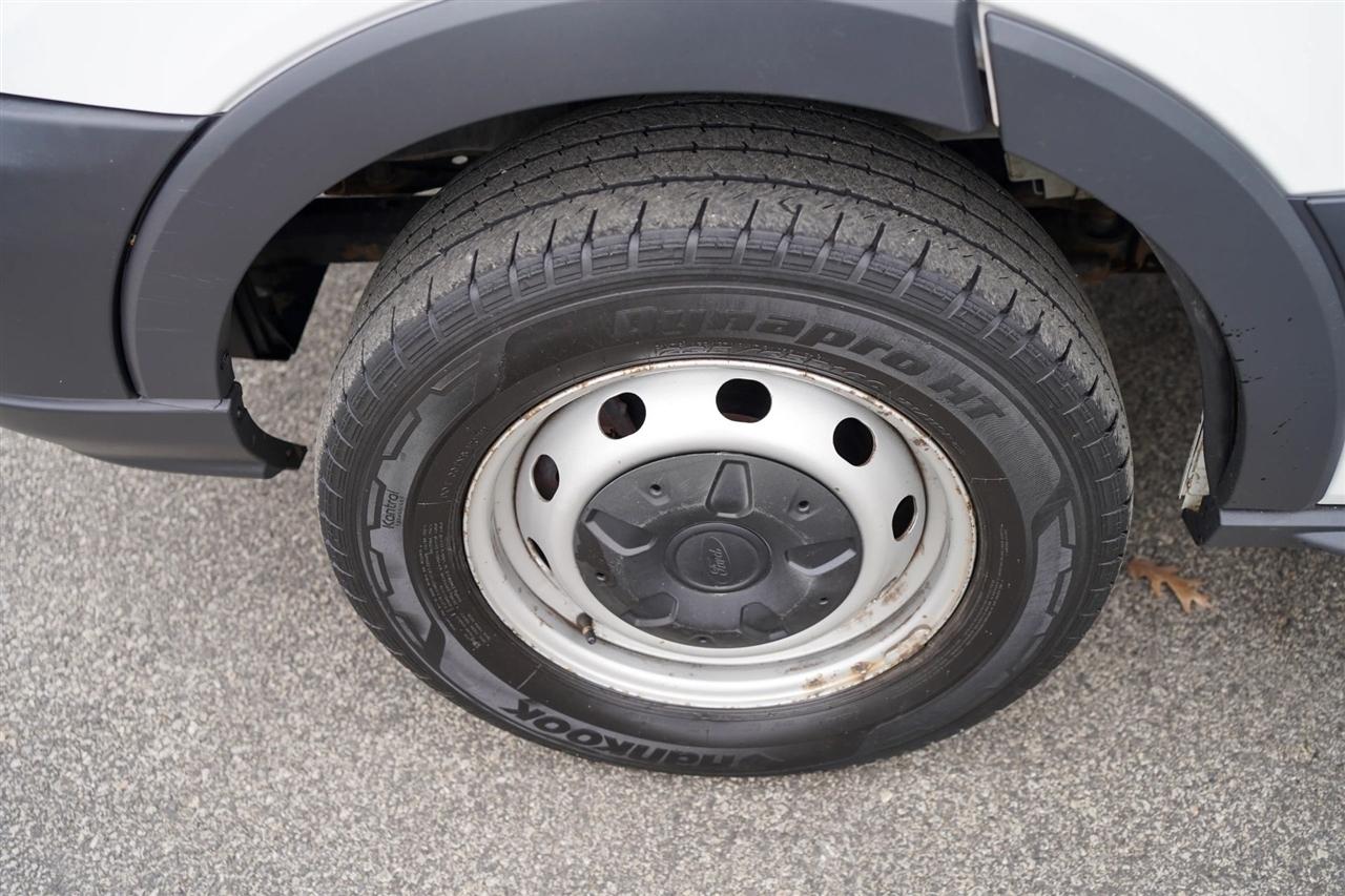 Ford Transit 250 Van Low Roof 60/40 Pass.130-in. WB 2018