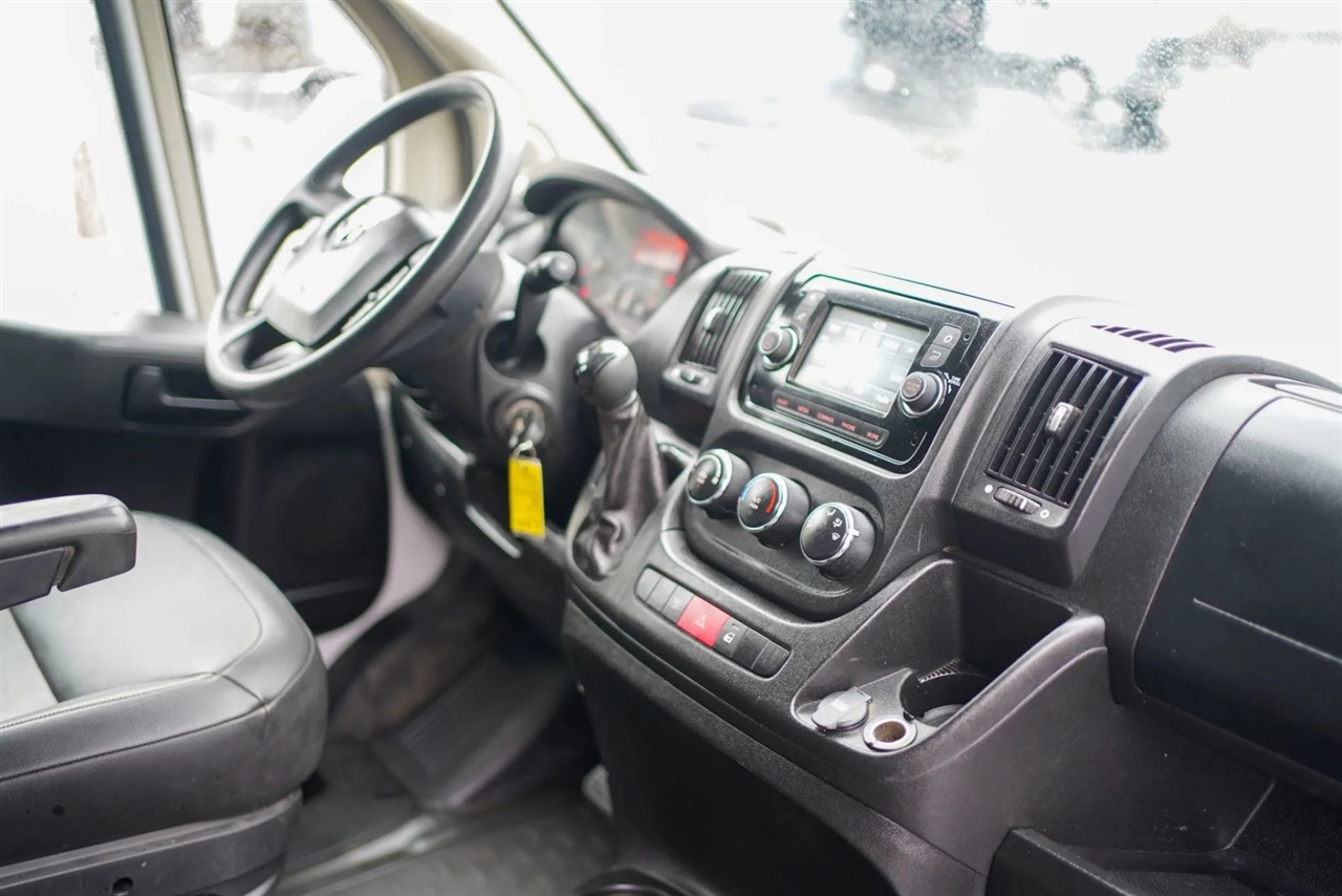 RAM Promaster 1500 Low Roof Tradesman 136-in. WB 2018