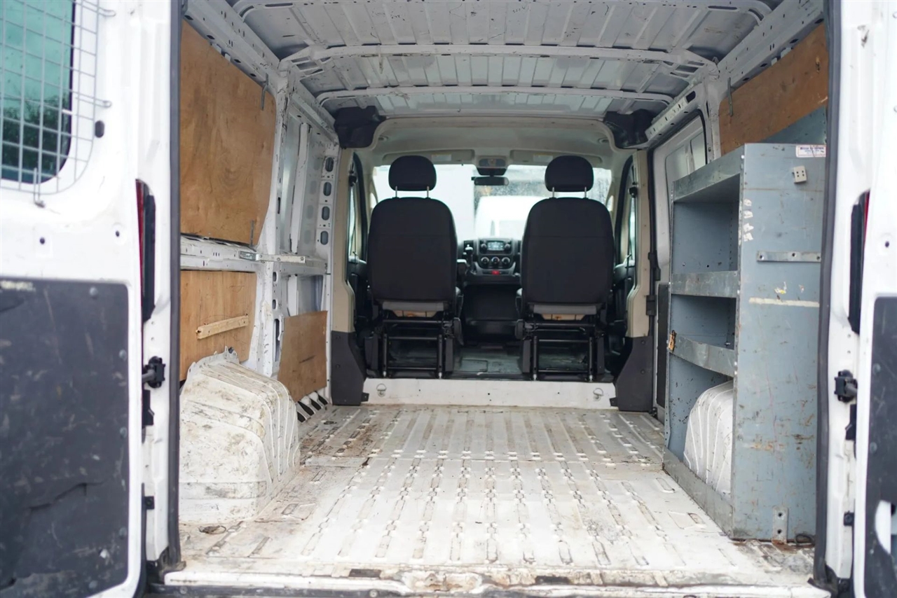 RAM Promaster 1500 Low Roof Tradesman 136-in. WB 2018