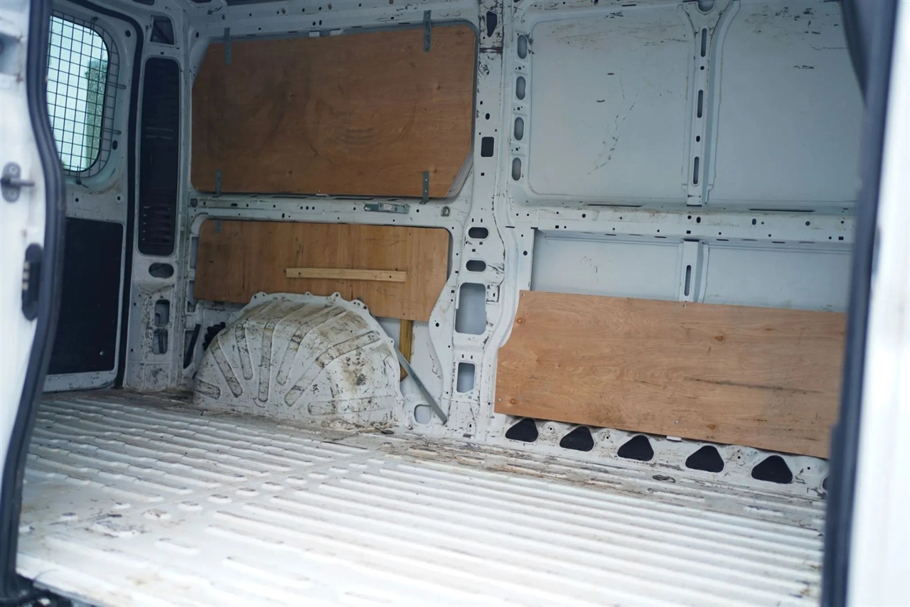 RAM Promaster 1500 Low Roof Tradesman 136-in. WB 2018