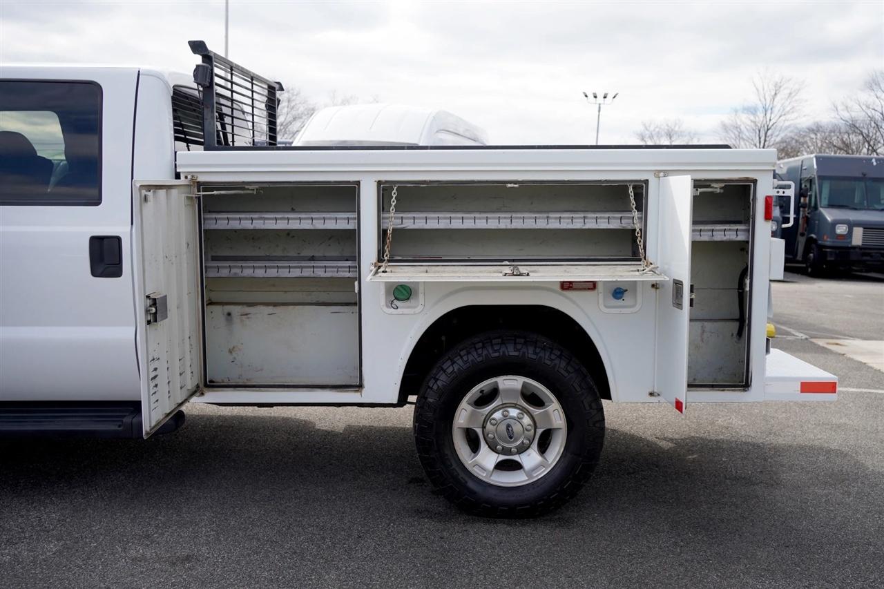 Ford F-350 SD XLT Crew Cab 4WD 2015