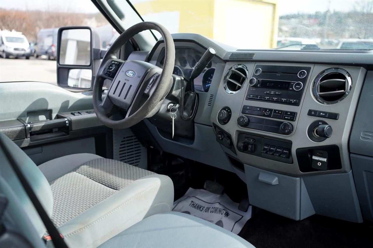 Ford F-350 SD XLT Crew Cab 4WD 2015