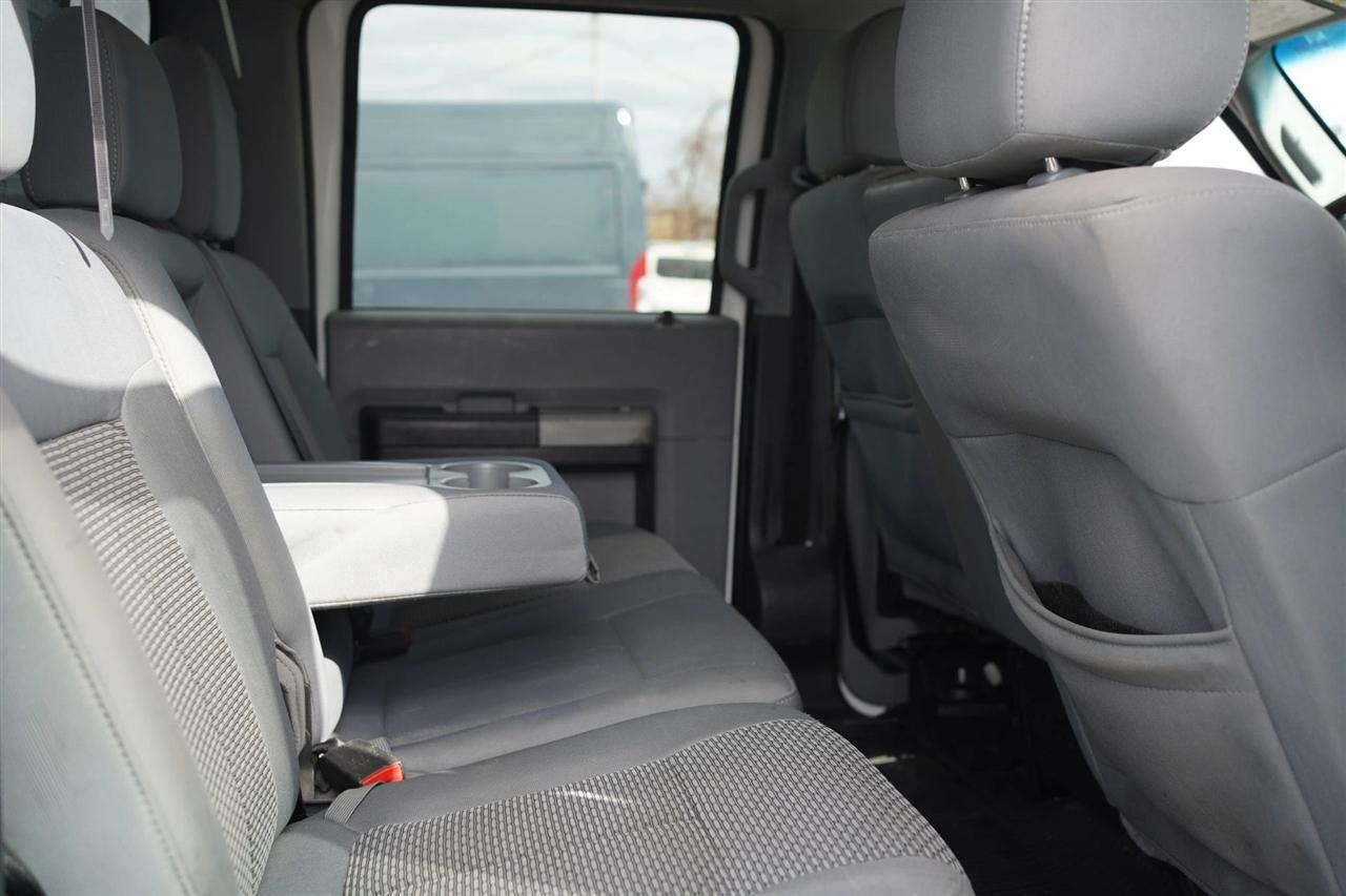 Ford F-350 SD XLT Crew Cab 4WD 2015