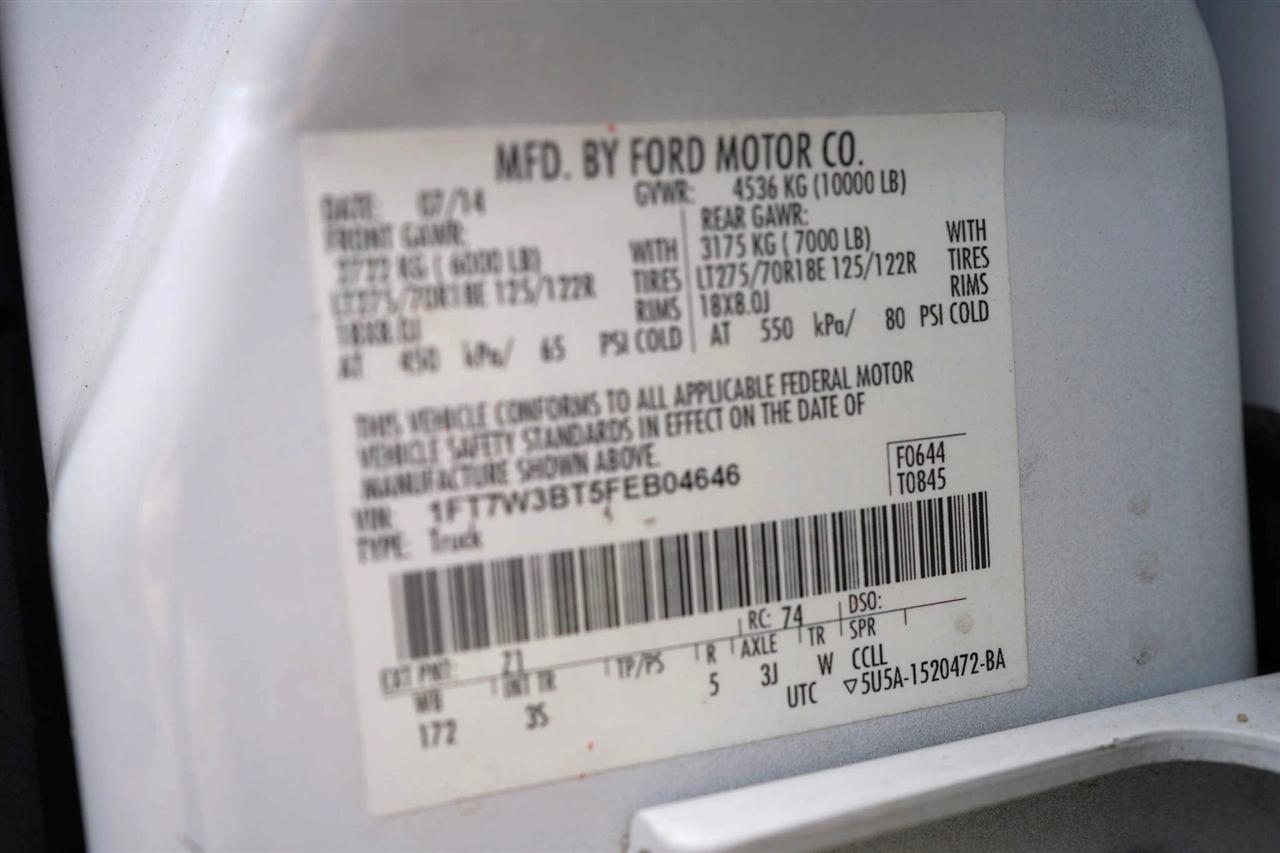 Ford F-350 SD XLT Crew Cab 4WD 2015