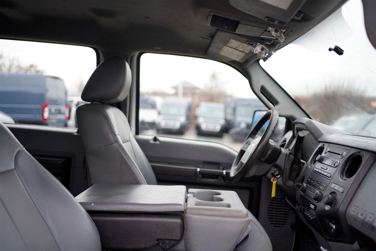 Ford F-550 Crew Cab DRW 4WD 2016