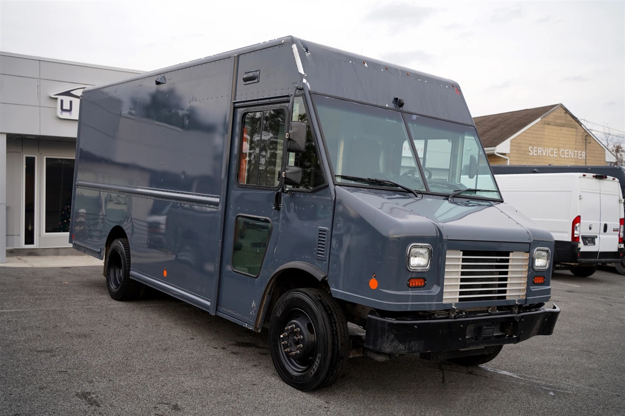 Ford Stripped Chassis  2020