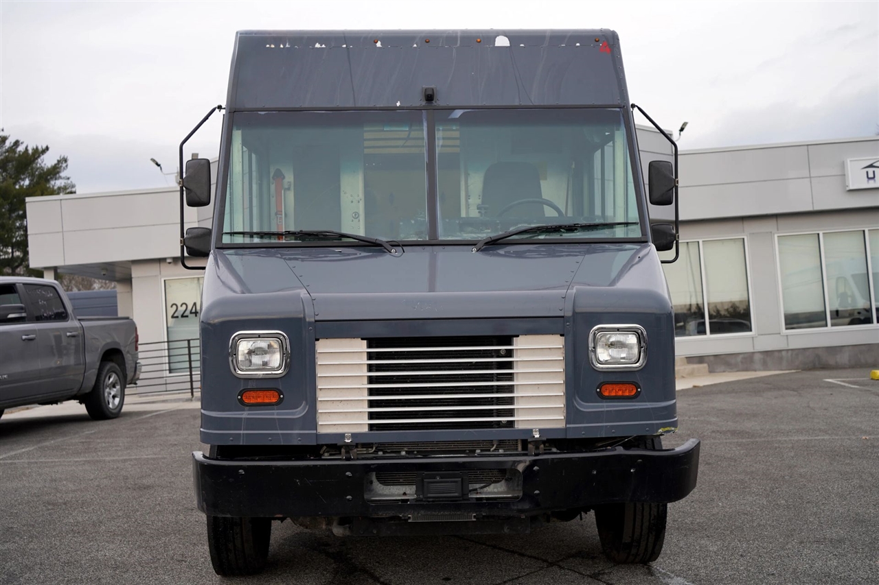 Ford Stripped Chassis  2020