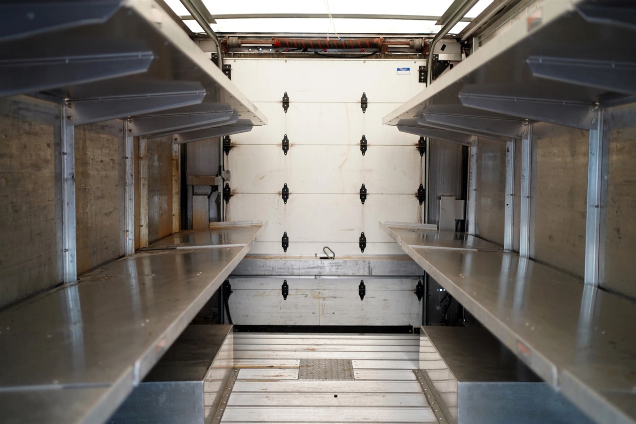 Ford Stripped Chassis  2020