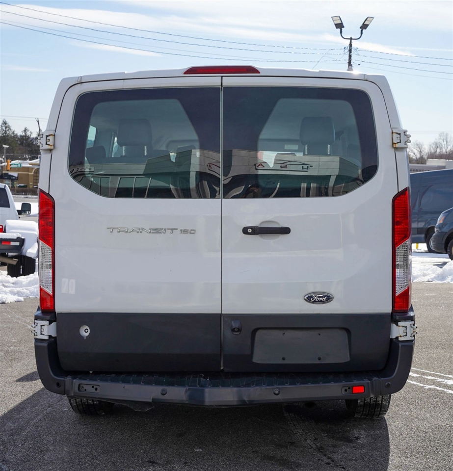 Ford Transit 150 Wagon Low Roof XL 60/40 Pass. 130-in. WB 2018