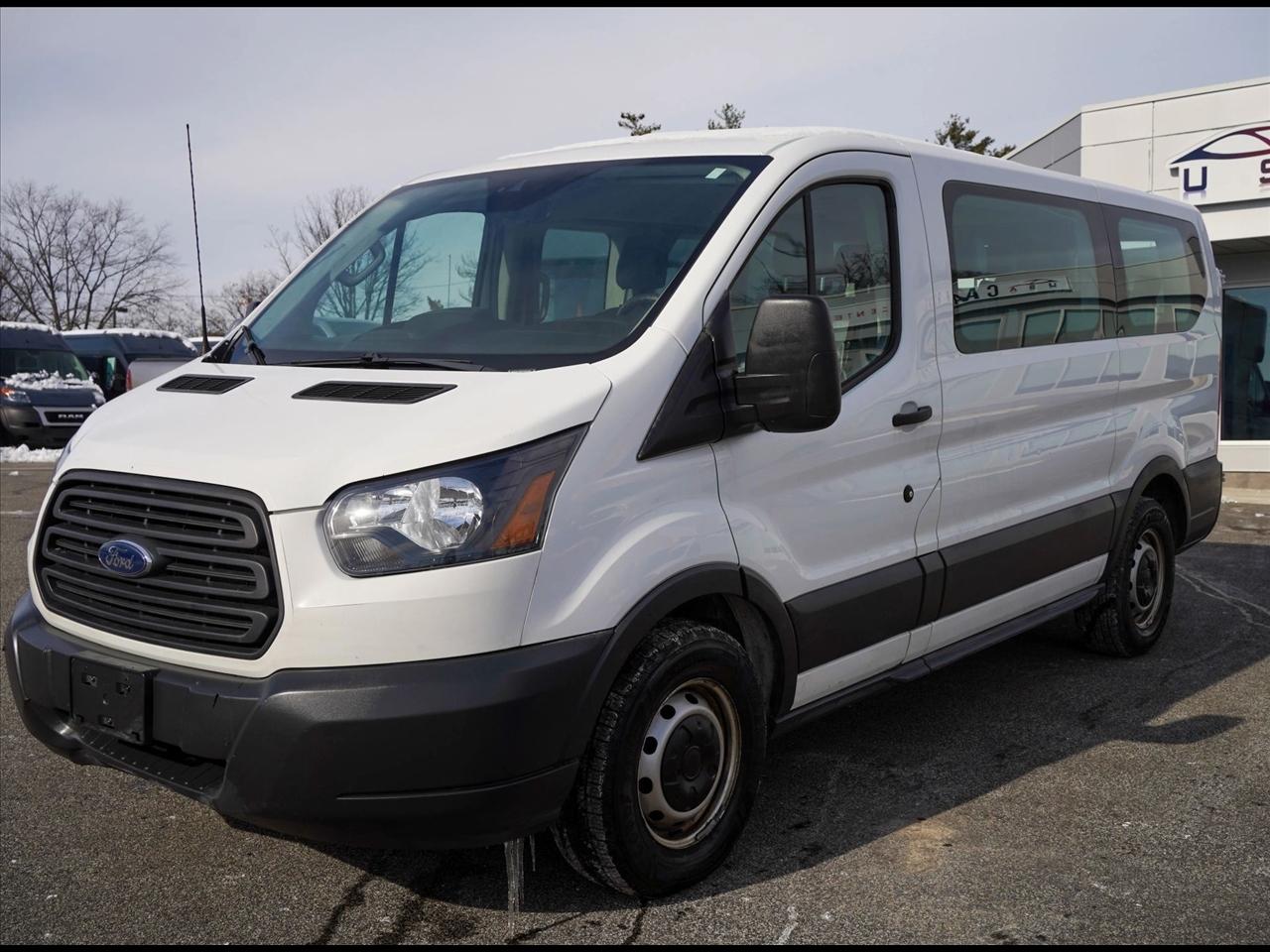 2018 Ford Transit 150 Wagon Low Roof XL 60/40 Pass. 130-in. WB