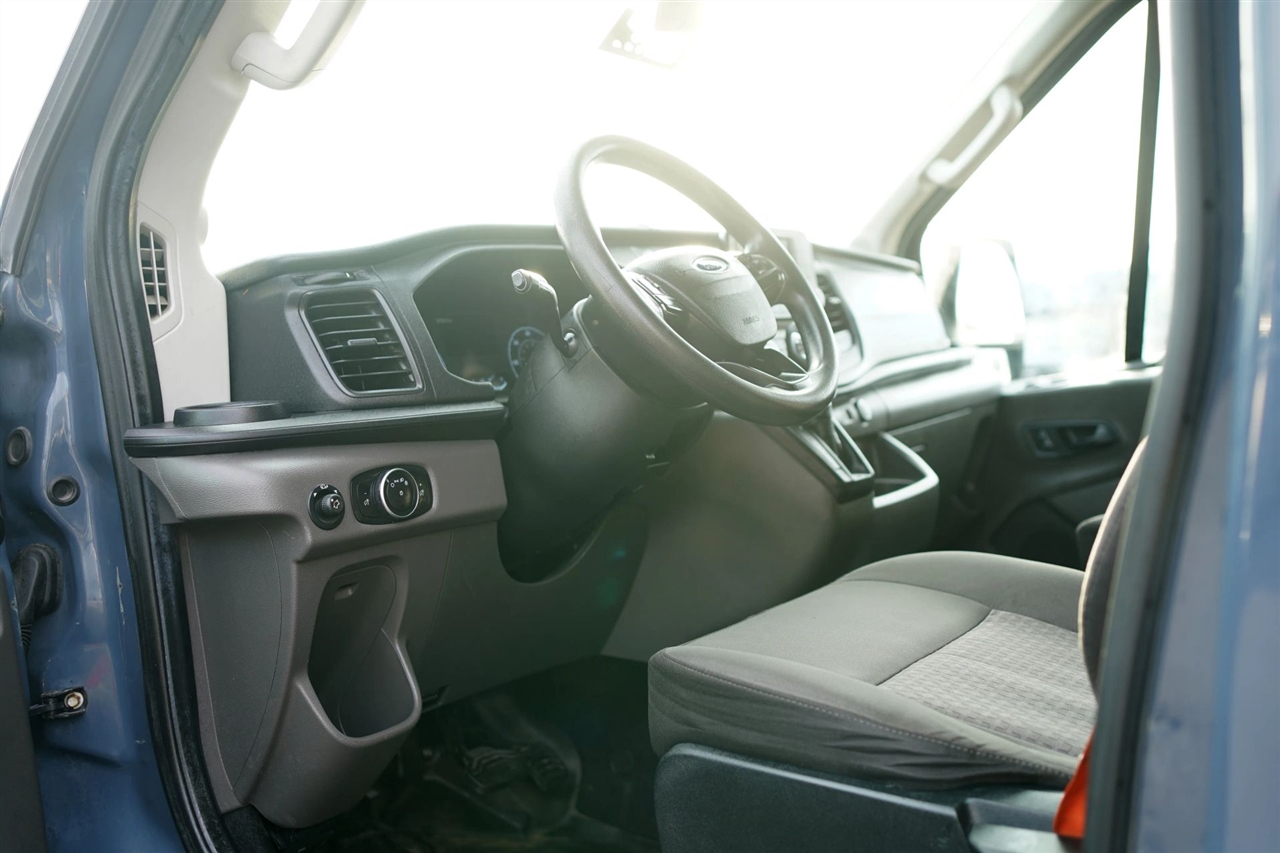 Ford Transit 250 Van High Roof w/Sliding Pass. 148-in. WB EL 2020