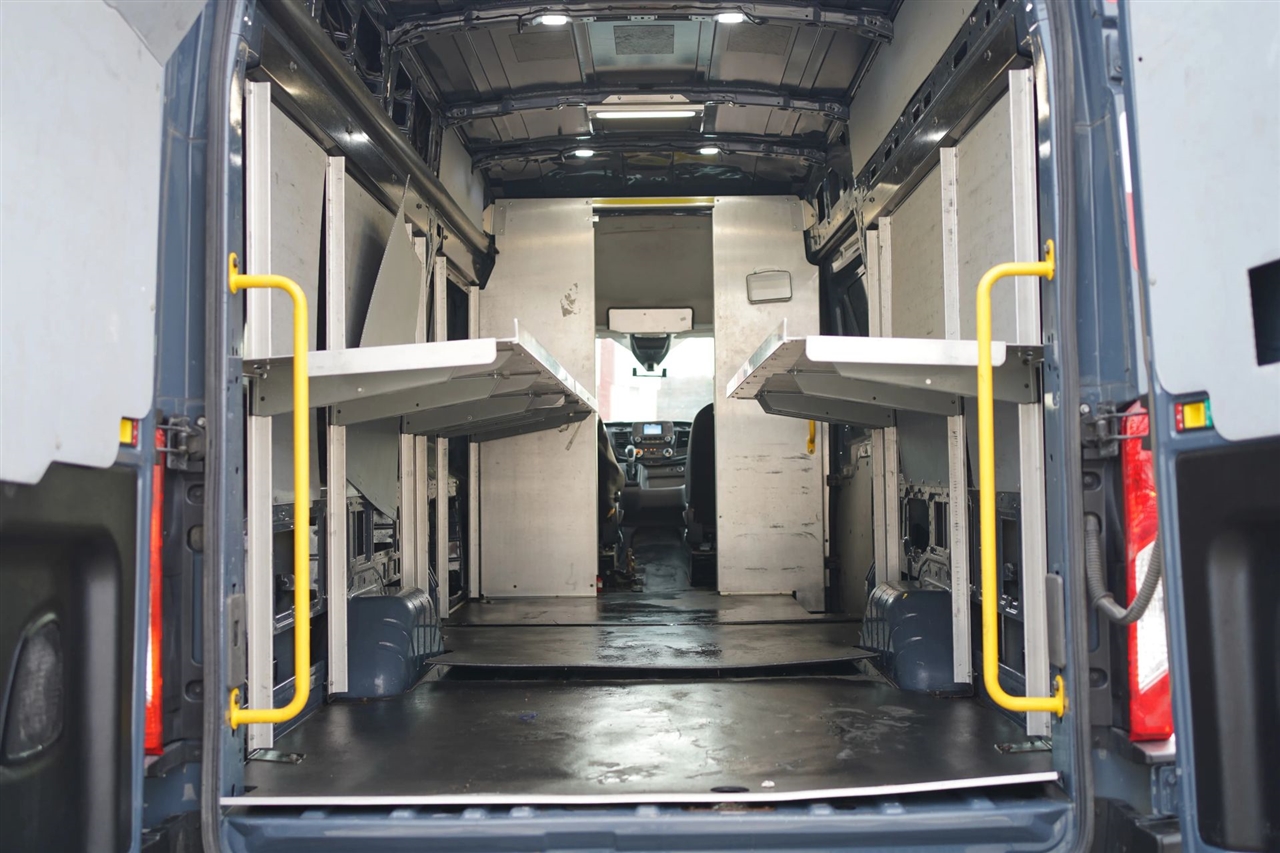 Ford Transit 250 Van High Roof w/Sliding Pass. 148-in. WB EL 2020