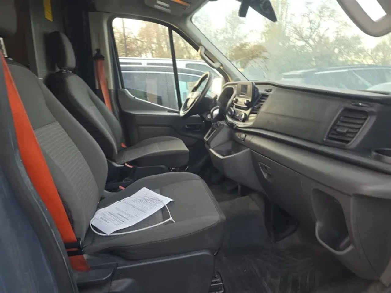 Ford Transit 250 Van High Roof w/Sliding Pass. 148-in. WB EL 2020