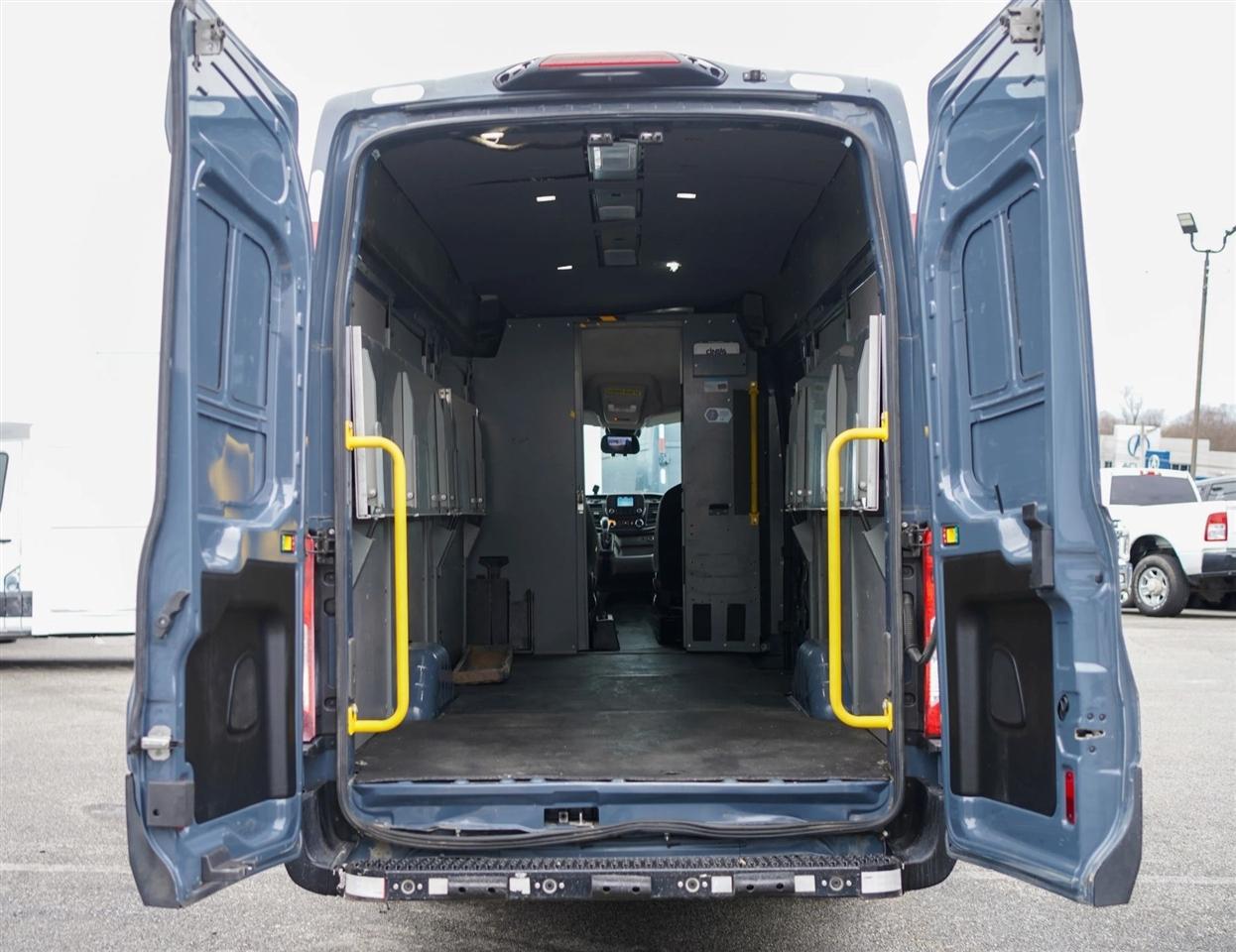 Ford Transit 250 Van High Roof w/Sliding Pass. 148-in. WB EL 2020