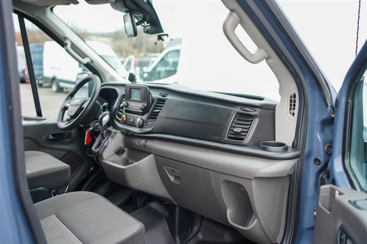 Ford Transit 250 Van High Roof w/Sliding Pass. 148-in. WB EL 2020