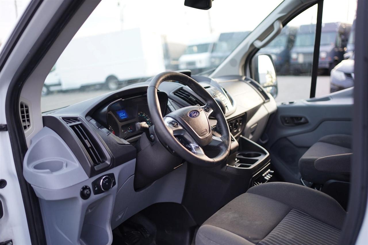 Ford Transit 250 Van Low Roof 60/40 Pass.130-in. WB 2016