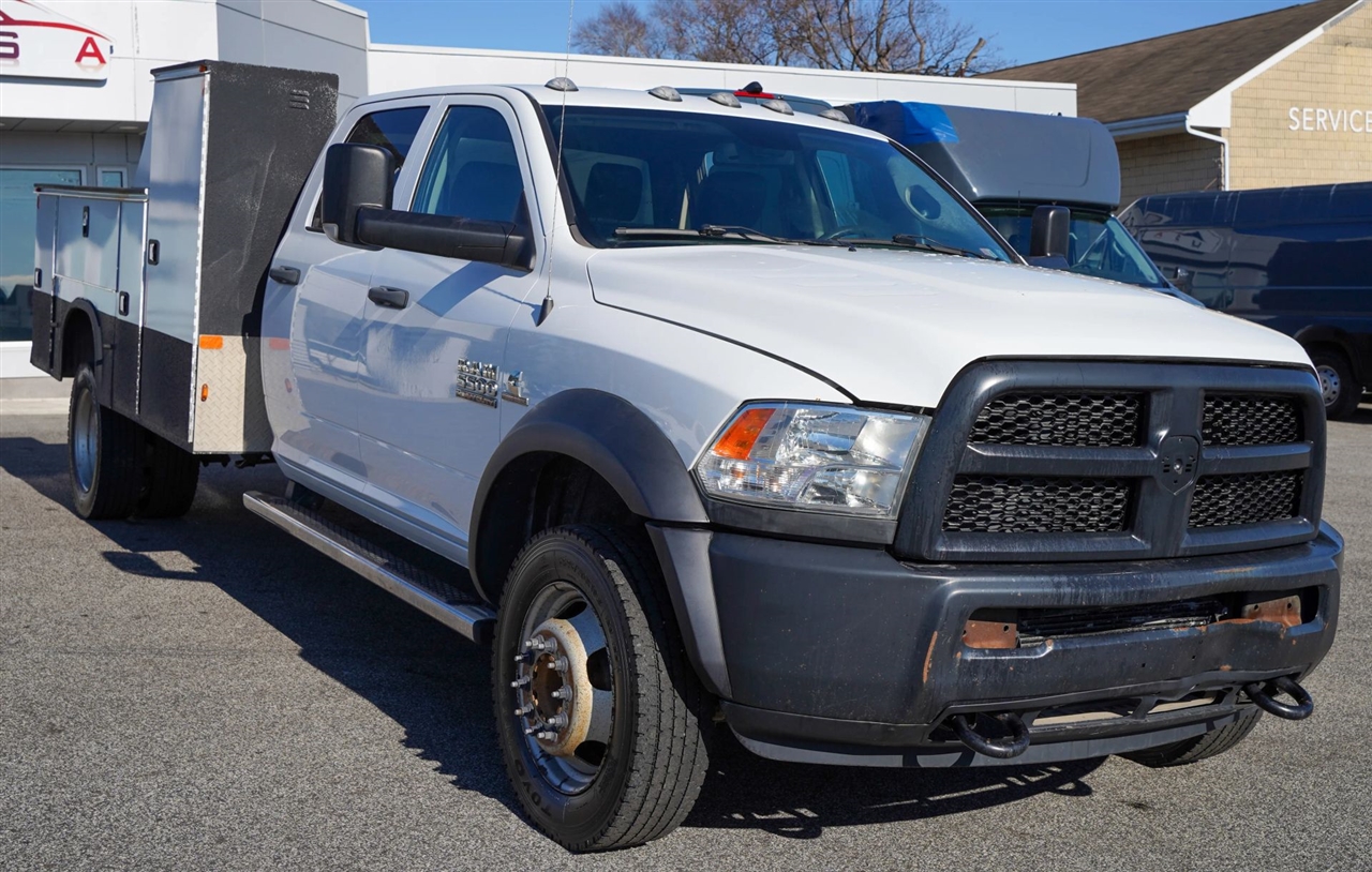 RAM 5500 Crew Cab LWB 4WD DRW 2018