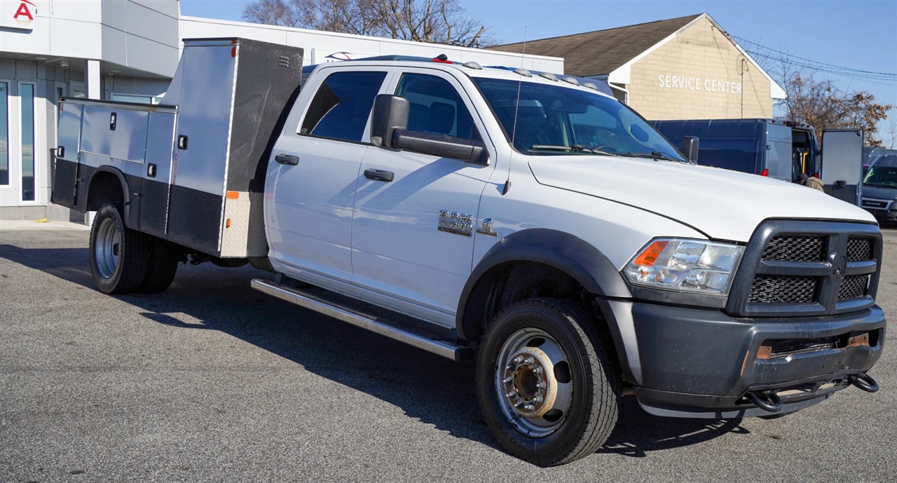 RAM 5500 Crew Cab LWB 4WD DRW 2018