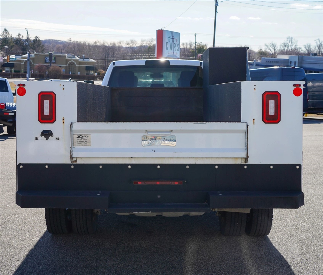 RAM 5500 Crew Cab LWB 4WD DRW 2018