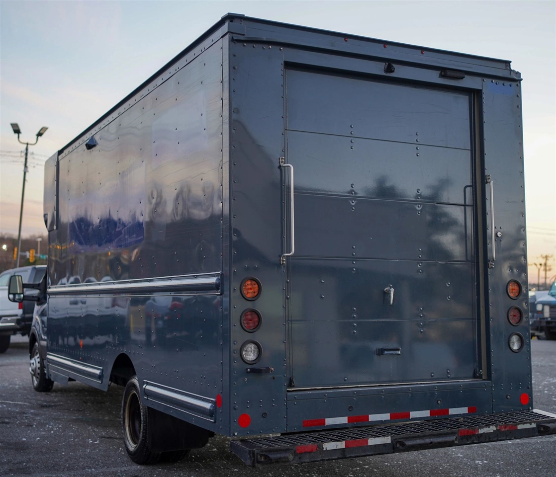 Ford Transit T-350 HD DRW 2021