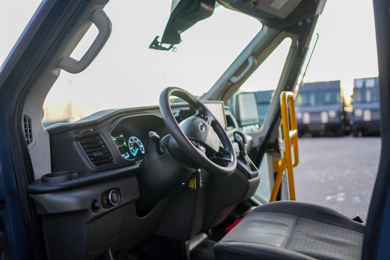 Ford Transit T-350 HD DRW 2021