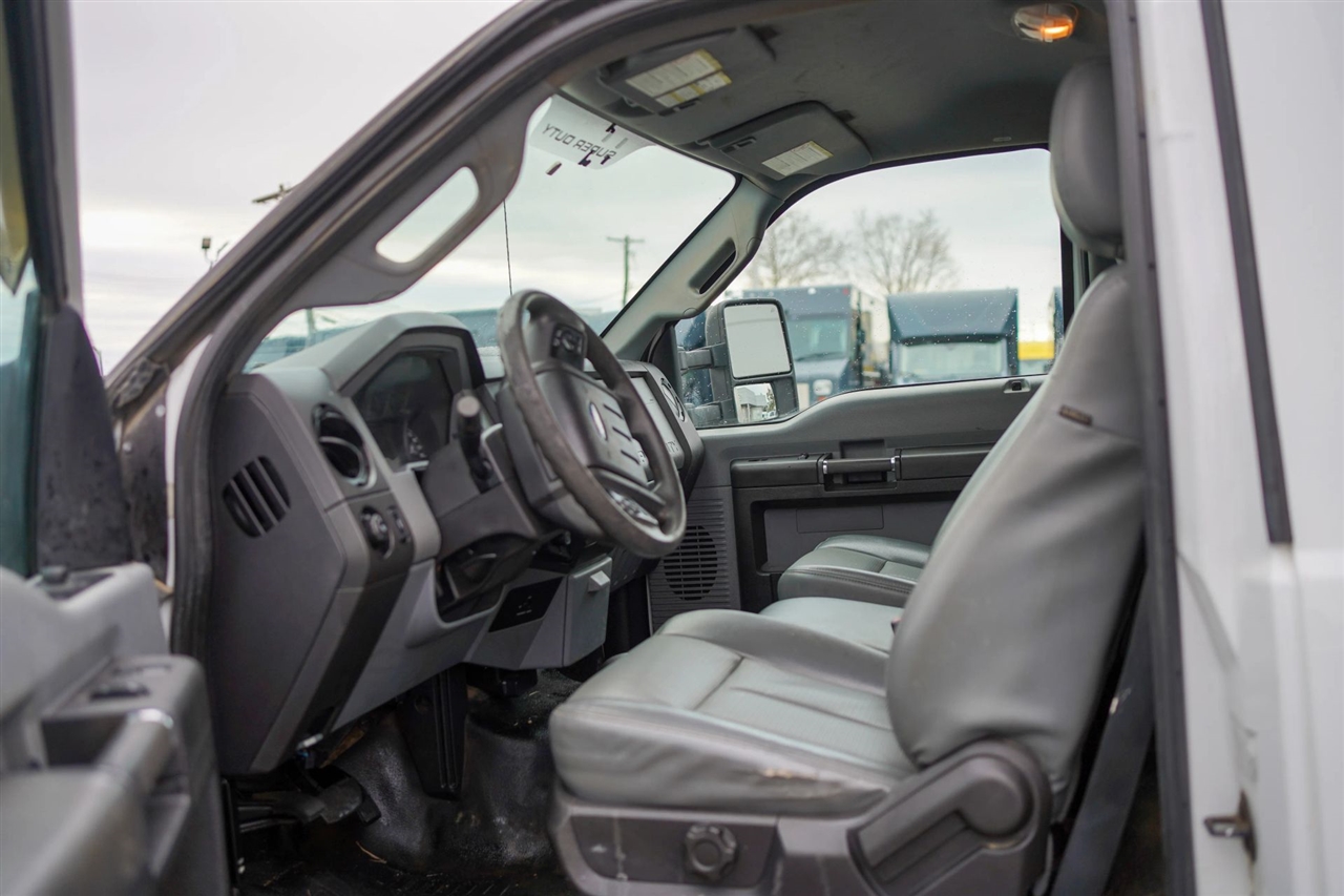 Ford F-550 Regular Cab DRW 2WD 2016